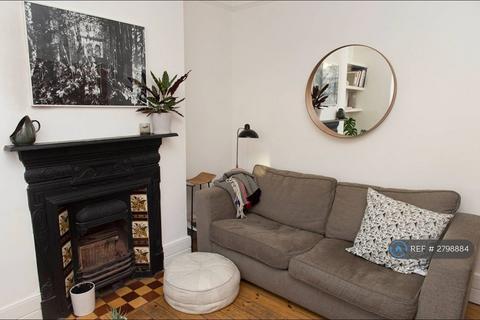 1 bedroom flat to rent, Dalston, London, N16