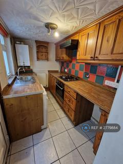 2 bedroom terraced house to rent, Church Road, Swanscombe, DA10