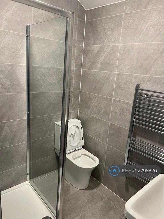 Room 2 - Bathroom