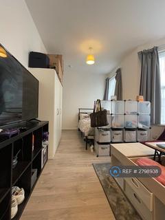 undefined, London, London, N22