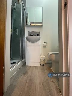 undefined, London, London, N22