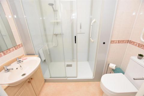 1 bedroom retirement property for sale, Tylers Ride, South Woodham Ferrers