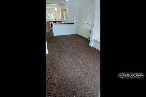 2 bedroom end of terrace house to rent, New Lees St, Ashton-Under-Lyne, OL6