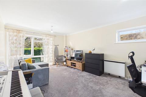 undefined, Alwyne Court, Surrey GU21