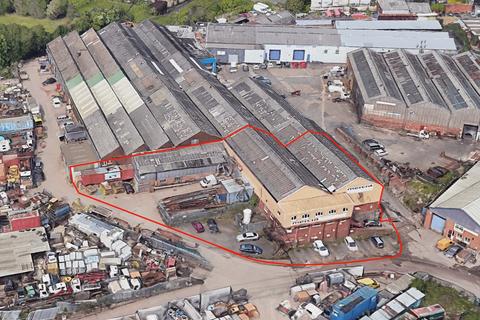 Factory to rent, Dudley Central-Trading Est Shaw Rd Dudley DY2 8QX
