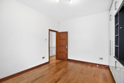 3 bedroom terraced house for sale, Park Avenue, Mitcham, CR4