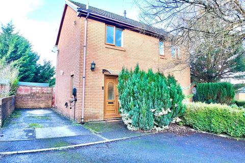 3 bedroom detached house for sale, Cwrt Hendre, Fairview, NP12
