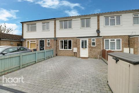 undefined, Hawthorn Close, ST NEOTS