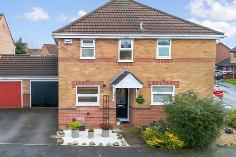 2 bedroom semi-detached house for sale, Turnstone Avenue, Newton-Le-Willows, WA12
