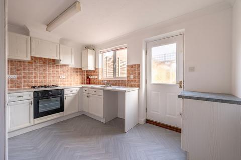 2 bedroom terraced house for sale, Guscott Close, Lowestoft