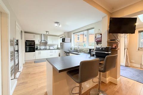 4 bedroom semi-detached house for sale, Colebourne Road, Birmingham, B13 0EZ