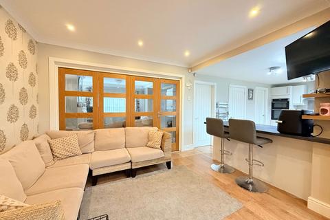 4 bedroom semi-detached house for sale, Colebourne Road, Birmingham, B13 0EZ