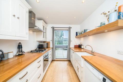 undefined, Russell Road, London SW19