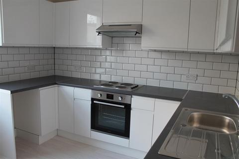 1 bedroom flat to rent, Hoe Street, London E17