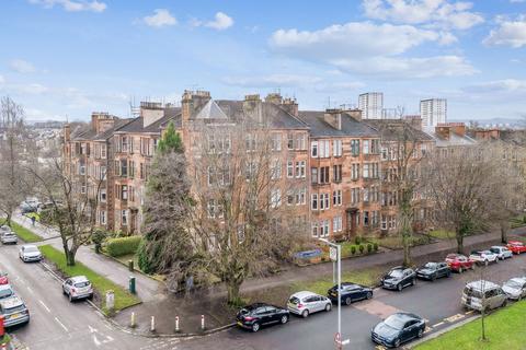 Woodcroft Avenue, Flat 2/2, Broomhill, Glasgow, G11 7HY