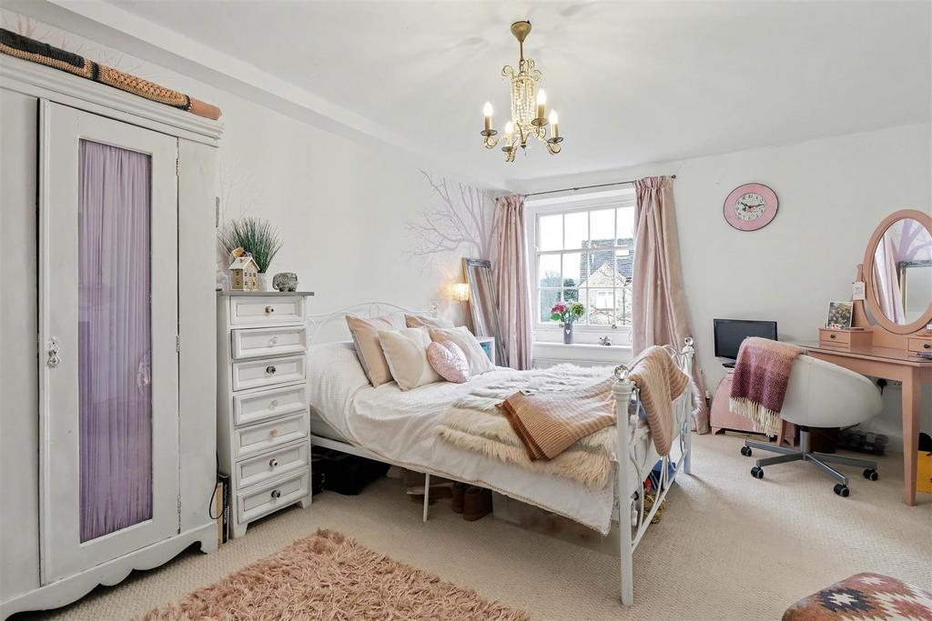 Bedroom 4 2.jpg