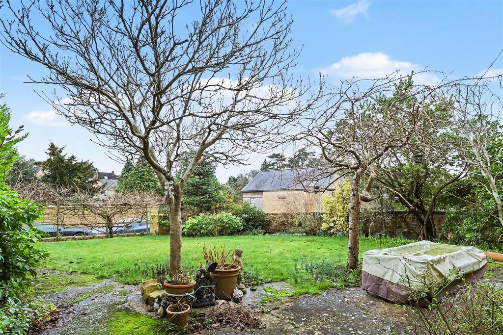 Garden 2.jpg