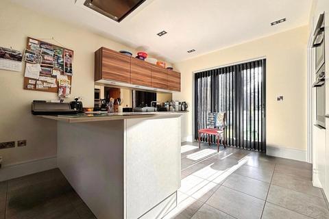 undefined, The Gables, Cheltenham, Gloucestershire