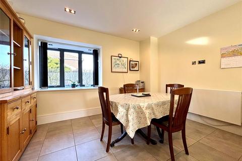 4 bedroom detached house for sale, The Gables, Cheltenham, Gloucestershire