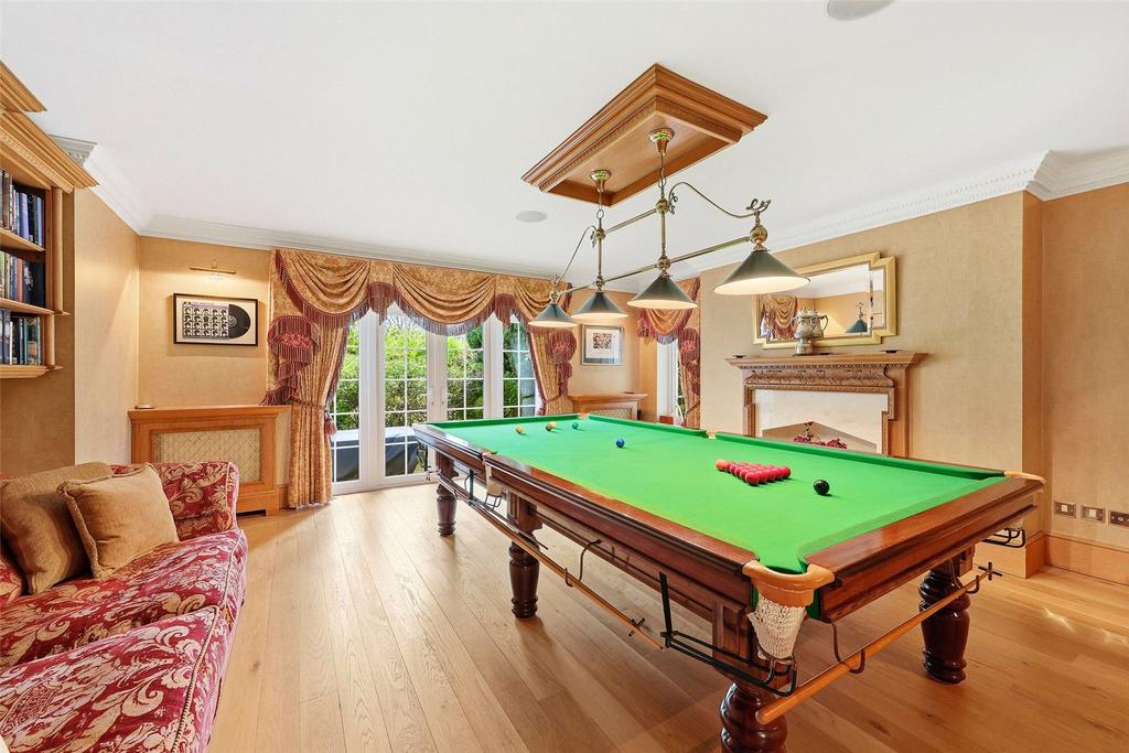 Snooker Room