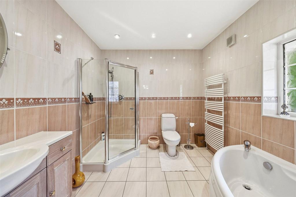 Bedroom Four Ensuite