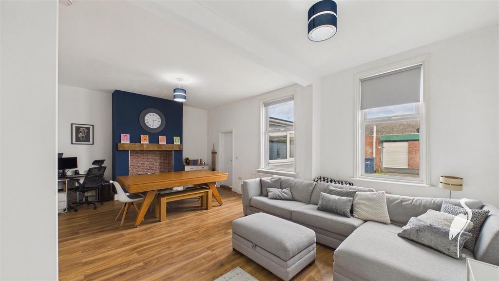 Open Plan Living/Dining Room