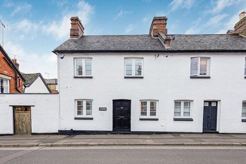 Queen Street, Henley-On-Thames RG9