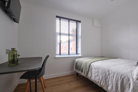 undefined, at Lincoln, 27, Westbourne Grove LN1