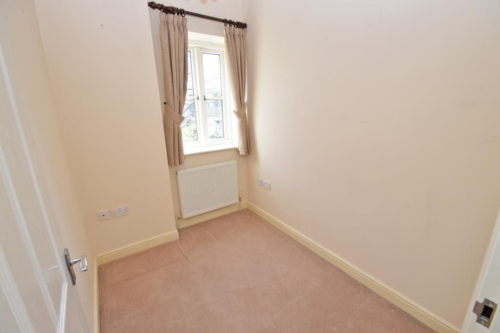 26 Wesley Place, Steeton (12).JPG