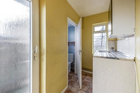 3 bedroom semi-detached house for sale, Willow Grove, Andover
