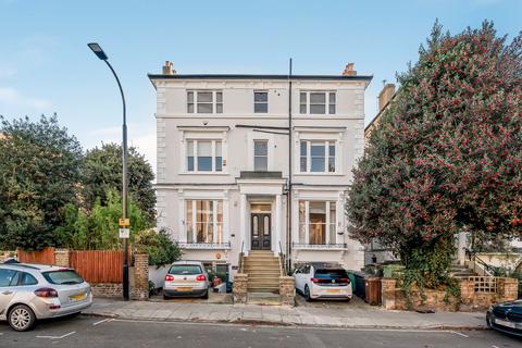 2 bedroom flat for sale, Priory Road, South Hampstead, London, NW6