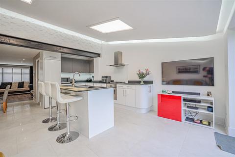 3 bedroom end of terrace house for sale, Kimpton Close, Hemel Hempstead, HP2