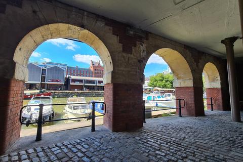 Office to rent, Ferry St Bristol BS1 6HN