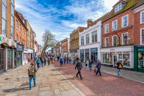 Shop to rent, 7-8 East St Chichester PO19 1HE