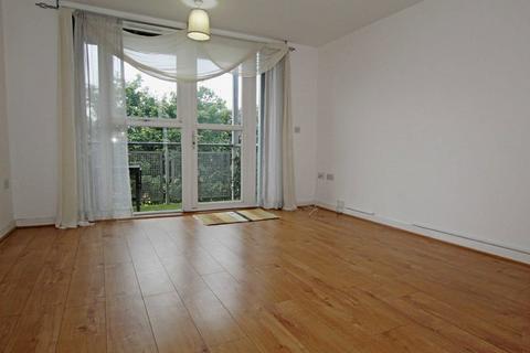 undefined, Langhorn Drive, Twickenham TW2