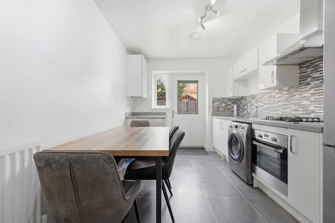 2 bedroom terraced house for sale, Tonbridge Drive, Basildon SS15