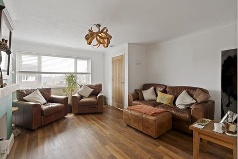 3 bedroom semi-detached house for sale, Reeves Way, Bursledon SO31