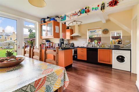 3 bedroom semi-detached house for sale, Greville Road, Cambridge CB1