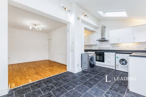 undefined, Ranfurly Road, Sutton, SM1