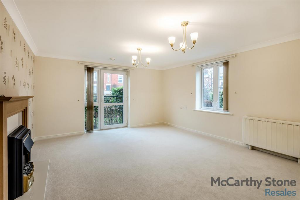 8679281-interior09.jpg