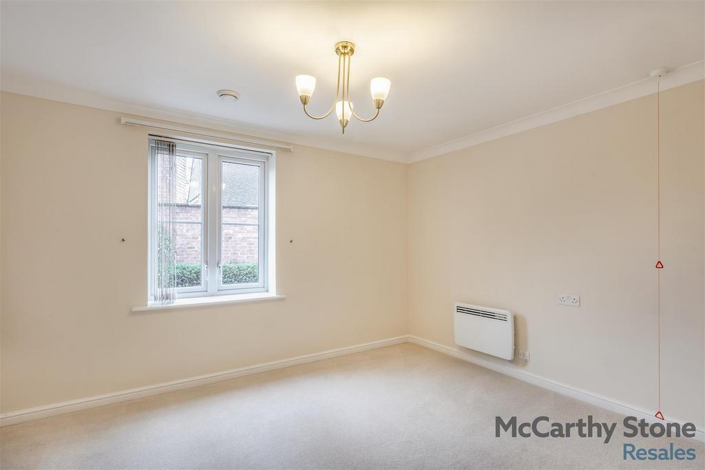 8679281-interior06.jpg
