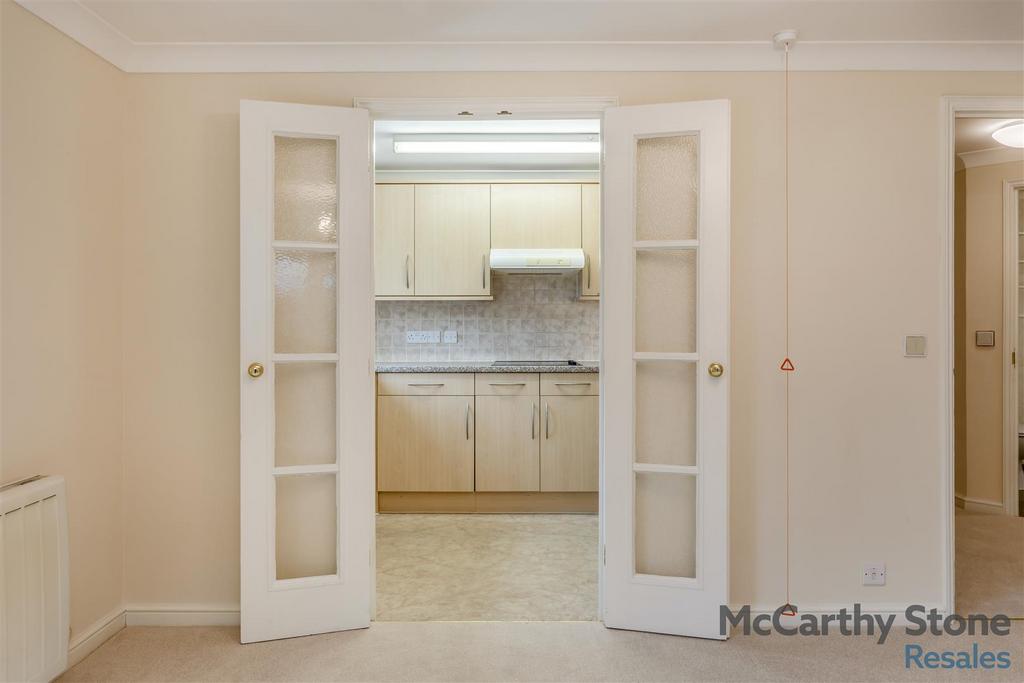 8679281-interior12.jpg