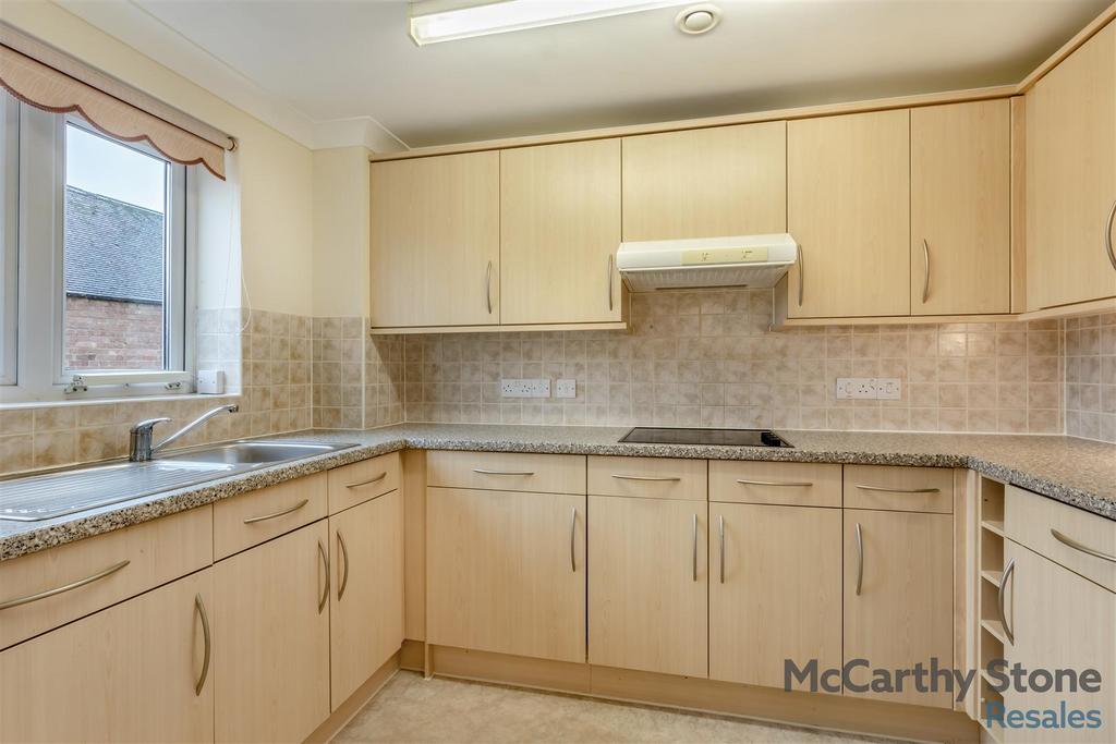 8679281-interior13.jpg