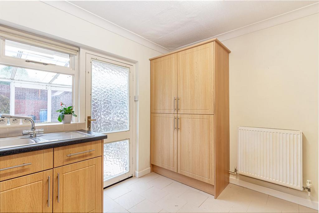 Kitchen-4.jpg