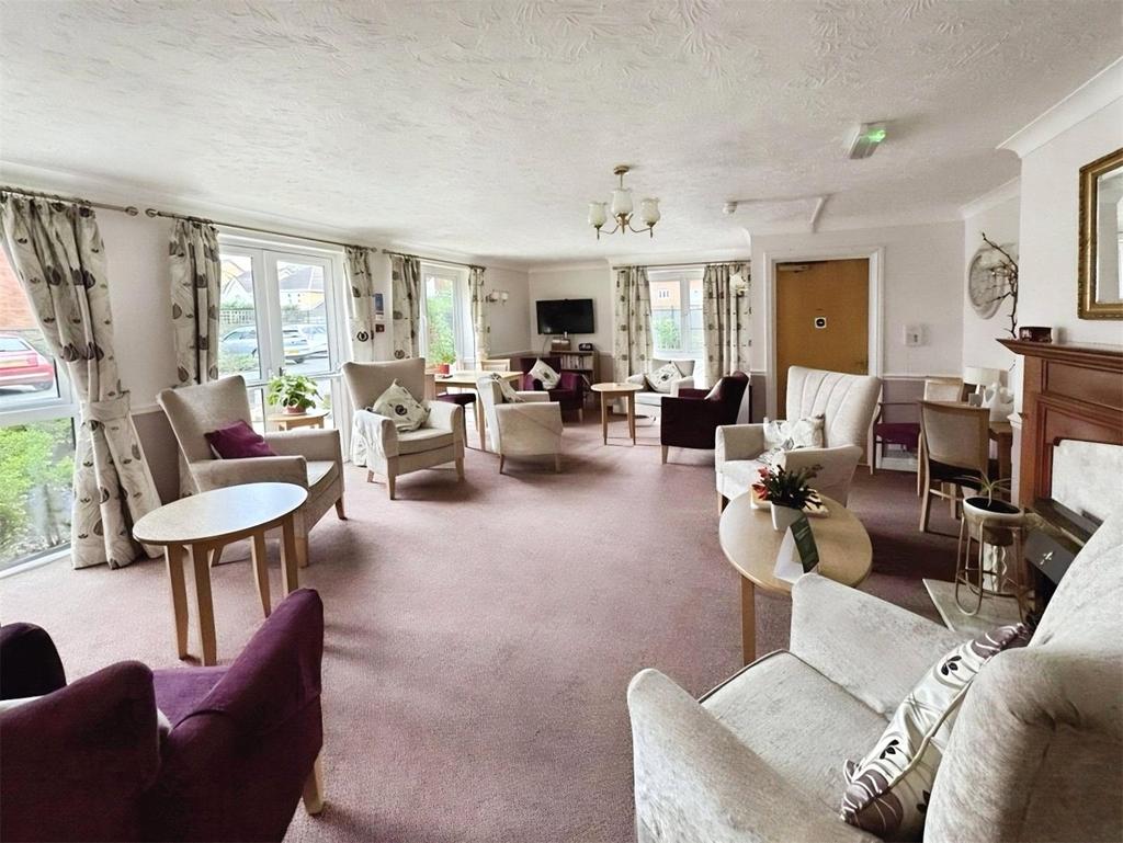Communal Lounge