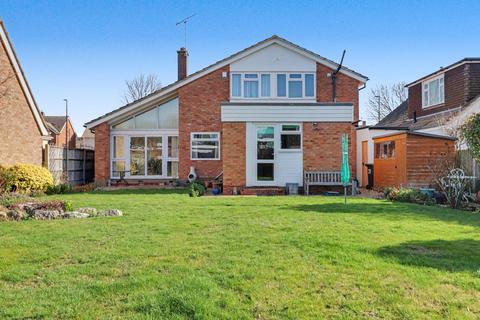 3 bedroom detached house for sale, Maplin Way, Thorpe Bay SS1