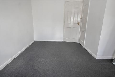 2 bedroom terraced house to rent, Bewick Crescent, Newton Aycliffe