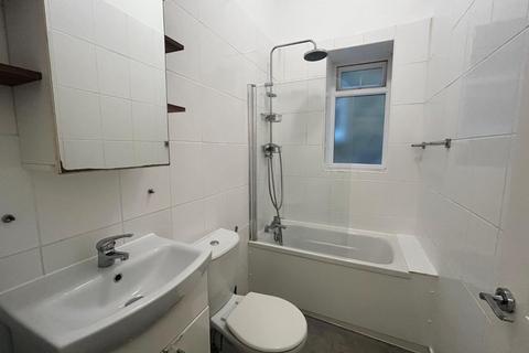 2 bedroom apartment to rent, Elmcourt Road, West Norwood, London, SE27