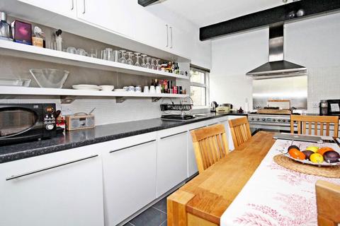 1 bedroom flat to rent, Berrymead Gardens, London W3