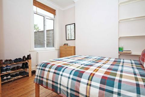 1 bedroom flat to rent, Berrymead Gardens, London W3